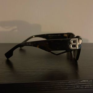 USED- Burberry Sunglasses